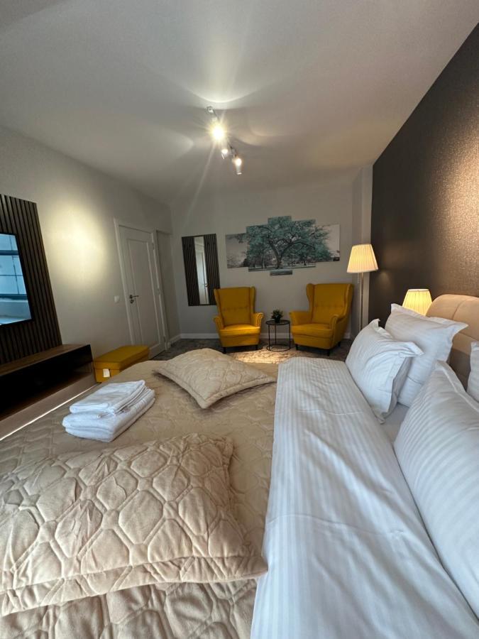 Complex Rediu 54 Luxury Apartaments Яш Екстериор снимка