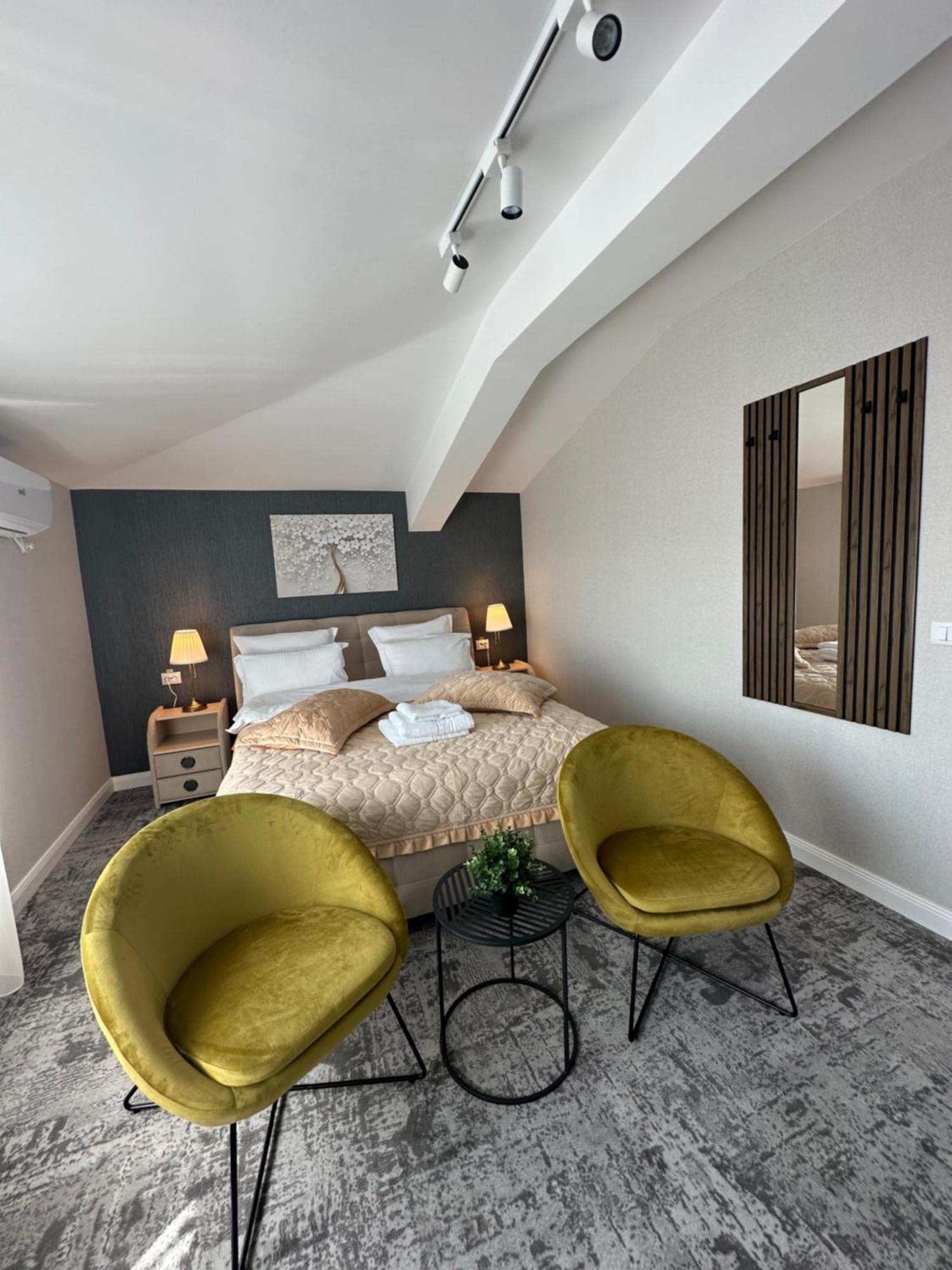 Complex Rediu 54 Luxury Apartaments Яш Екстериор снимка